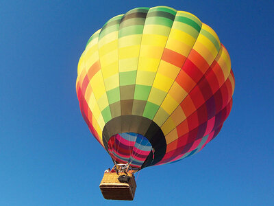 Caja 1 vuelo en globo por Aranjuez con reportaje para 1 persona