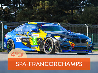 Coffret cadeau 4 tours en tant que passager d'une BMW M4 GT4 à Spa-Francorchamps