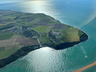 Coffret Les falaises d’Étretat vues du ciel : vol de 30 min en avion Cessna 172 pour 1 à 3 personnes