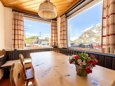 Cofanetto 2 notti con fonduta presso l’Hotel Bernina di Poschiavo a 2300 m d'altitudine