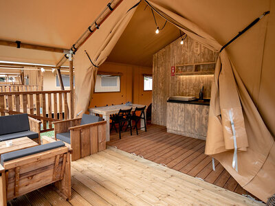 Can Bora Lodges: 2 noches en cabaña de domingo a jueves para 2