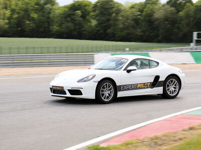 Spaß bei über 200 km/h: Porschefahrt am Hockenheimring