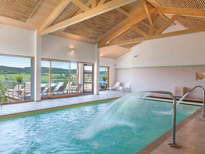 Coffret cadeau 3h d'accès au spa Cinq Mondes en hôtel 4* avec massage et pause gourmande près de Pontarlier