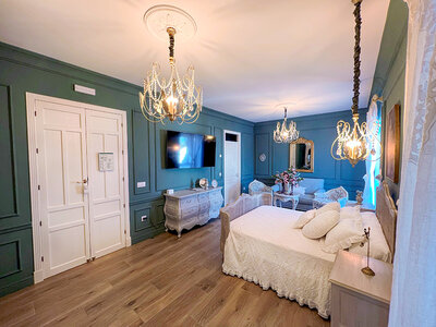 Caja regalo Hotel Boutique Iulia 5 estrellas: 1 noche en suite principal para 2 personas
