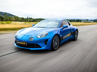 Stage de pilotage : 3 tours sur le circuit de Chambley en Porsche Cayman ou Alpine A110