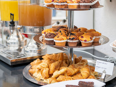 Hotellfrukost på Best Western Bentleys för 2