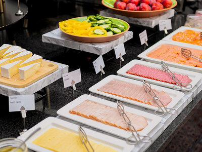 Box Hotellfrukost på Best Western Bentleys för 2