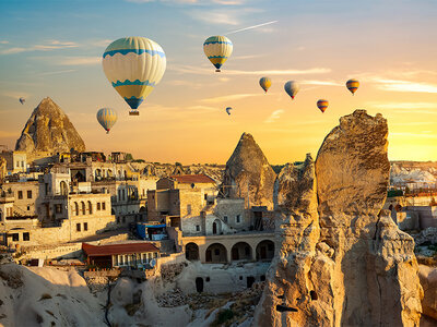 Cappadocia da sogno: 3 notti di magia al Sunak Cave Hotel e volo in mongolfiera