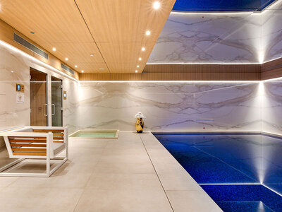 Box 1 Übernachtung im 5*-Hotel mit Wellnessbereich auf den Grands Boulevards von Paris