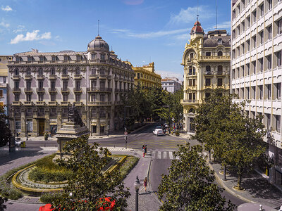 Caja regalo Hotel Colon Centro 4*: 1 noche y acceso a spa de 1 hora para 2 personas