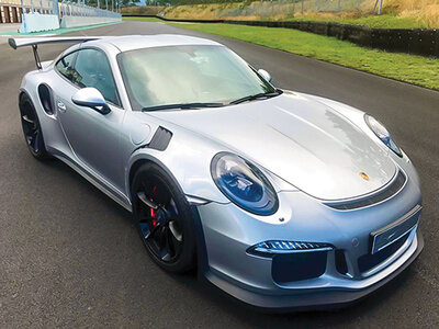 Coffret cadeau 2 tours au volant d'une Porsche 991 GT3 RS sur le circuit de l'Anneau du Rhin