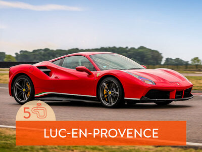 Coffret cadeau Stage de pilotage : 5 tours sur le circuit du Luc en Ferrari 488 GTB