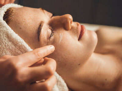 Ansiktsbehandling i Stockholm hos Everybody Laser & Spa (30 min.)