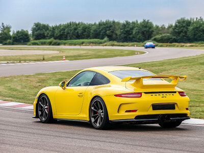 Coffret Stage de pilotage : 4 tours sur le circuit de La Ferté-Gaucher en Porsche 991 GT3