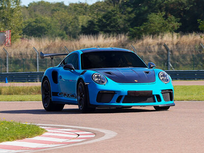 Coffret Stage de pilotage : 5 tours sur le circuit de Magny-Cours en Porsche 991 GT3 RS