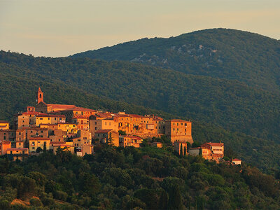 Cofanetto Relax e sapori autentici nella Maremma Toscana: 2 notti in agriturismo con Spa e cena