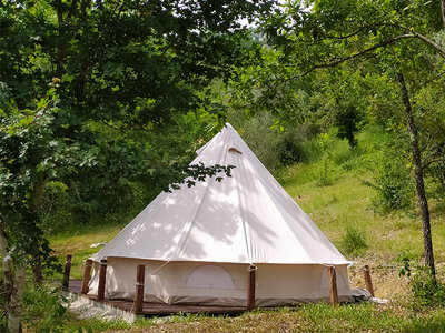 Cofanetto regalo 2 romantiche notti di Glamping nella campagna laziale