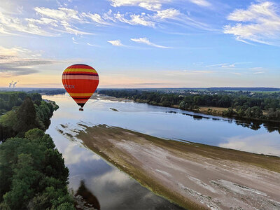 Coffret cadeau Vol en montgolfière au-dessus de Saumur le matin en semaine