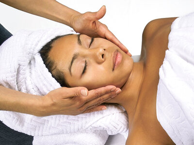 Presentbox Avkopplande ansiktsbehandling i Sundbyberg (30 min.)