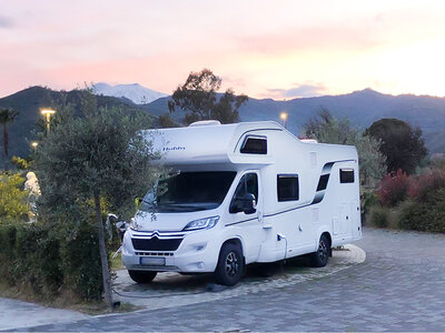 Box 3 Tage Roadtrip im Wohnwagen durch Deutschland für 2 Personen