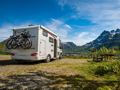 Geschenkbox 4 Räder, 4 Freunde: Einzigartiger Wohnwagen-Kurztrip durch Deutschland