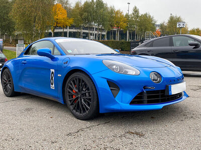 Box Fahrtraining: 2 Runden auf der Rennstrecke im Alpine A110 S in der Nähe von Colmar
