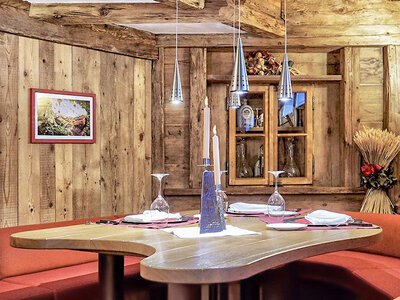 Box Romantisches Dolomiten-Degustationsmenü im preisgekrönten Restaurant Il Gallo Cedrone