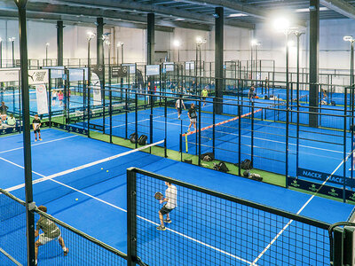 Caja regalo Clase particular de pádel de 1 hora para 2 personas en Vic