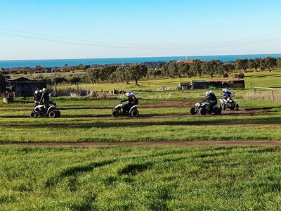 Escursione di 2h in quad biposto e pranzo per 2 vicino a Roma