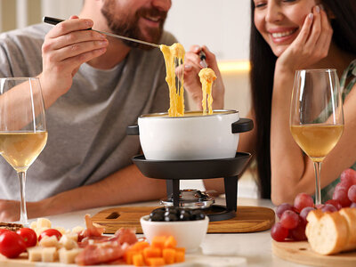 Fondue et bouteille de vin pétillant pour 3 personnes livré à domicile