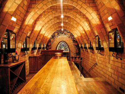 Caja regalo Sabor a Penedès: visita a Bodegas Raventós Rosell y cata de vinos y cava