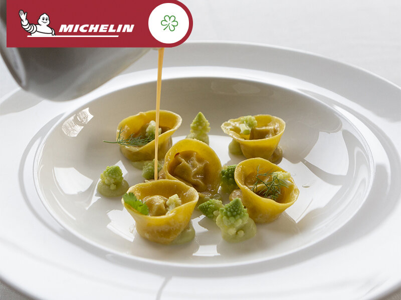 Esperienza gastronomica stellata: 1 voucher per un ristorante Stella Verde MICHELIN in Emilia