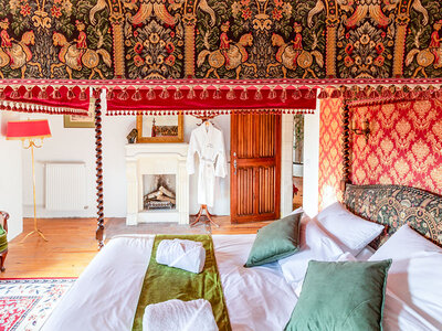 Coffret 2 jours romantiques en château avec dîner et accès au spa près de Gap