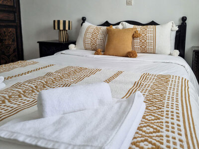 Box 3 Übernachtungen im Riad mit Dinner und 4 Surf- oder Yoga-Sessions in der Nähe von Agadir