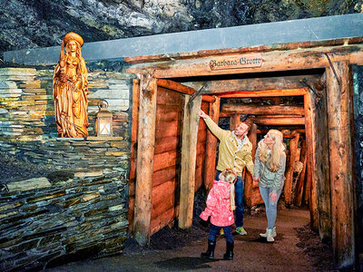 Geschenkbox Magische Momente in den Saalfelder Feengrotten für 1 Familie