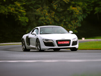 Cadeaubon 3 rondes als piloot in een Audi R8 V10 in Mettet