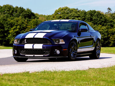 Stage de pilotage : 2 tours sur le circuit de Mettet en Ford Mustang GT500