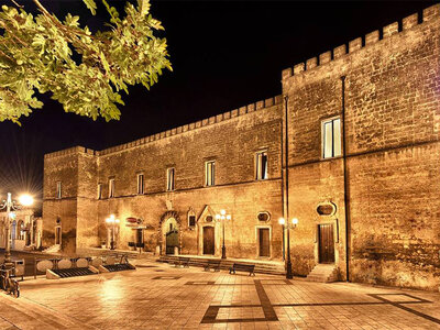 Cofanetto 1 incantevole notte in un Castello in Puglia e visita guidata