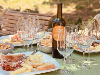 Cofanetto Picnic nella Maremma Toscana con vino per 2 persone