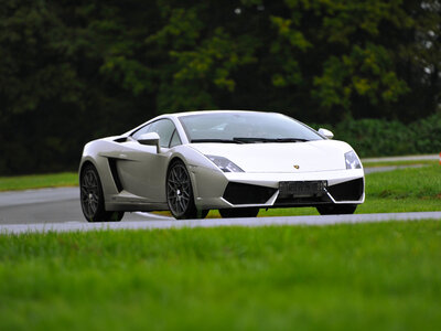 Coffret Stage de pilotage : 3 tours sur le circuit de Mettet en Lamborghini Gallardo LP 560