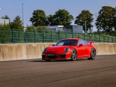 Coffret Stage de pilotage : 3 tours sur le circuit de Mettet en Porsche 991 GT3