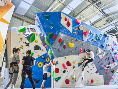 Clase de escalada de 1 hora para 1 persona en Barcelona