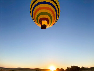 Cádiz y el cielo: paseo en globo por Arcos de la Frontera de 1h con desayuno para 1 niño