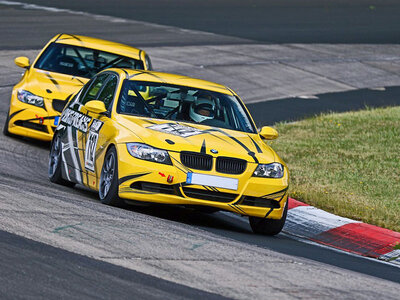 Geschenkbox Adrenalin pur: 2 Runden auf der Nürburgring Nordschleife für 1 Person