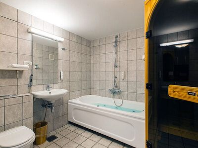 Boks Premium ophold på Palads Hotel Viborg for 2