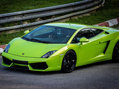 5 rondes als piloot in een Lamborghini Gallardo LP560 in Mettet