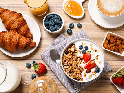 Coffret cadeau Petit-déjeuner royal pour 2 personnes en Belgique