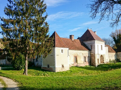 Coffret cadeau 4 jours en château près de Troyes avec bouteille de champagne