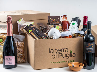 La Terra di Puglia: 1 box L'essenziale dalla Puglia a domicilio con 5 prodotti tipici