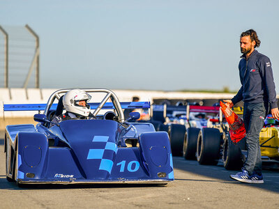 Stage de pilotage : 10 tours de circuit en Proto Funyo avec baptême passager en Formule Renault